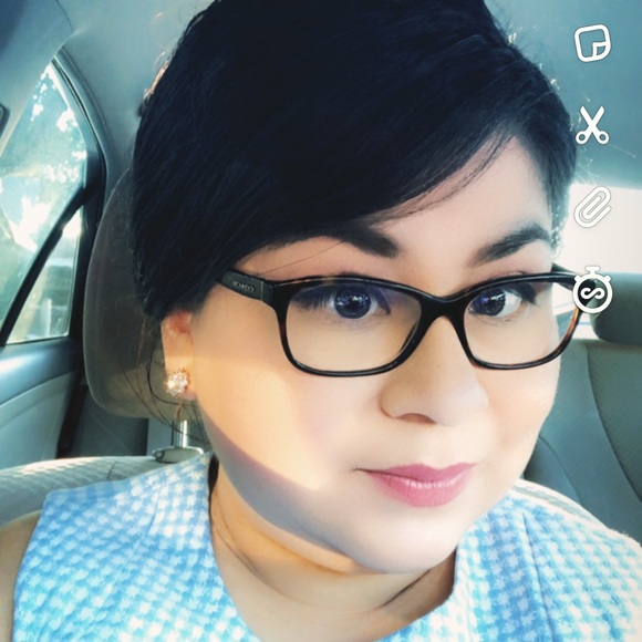 Meet your Posher, Elizabeth - Picture 4 of 6